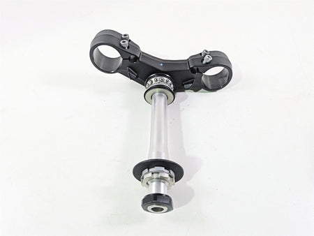 2024 Triumph Street Triple 765 R Lower Triple Tree Steering Clamp T2048903 {{ shop.shopifyCountryName }} - Mototech271