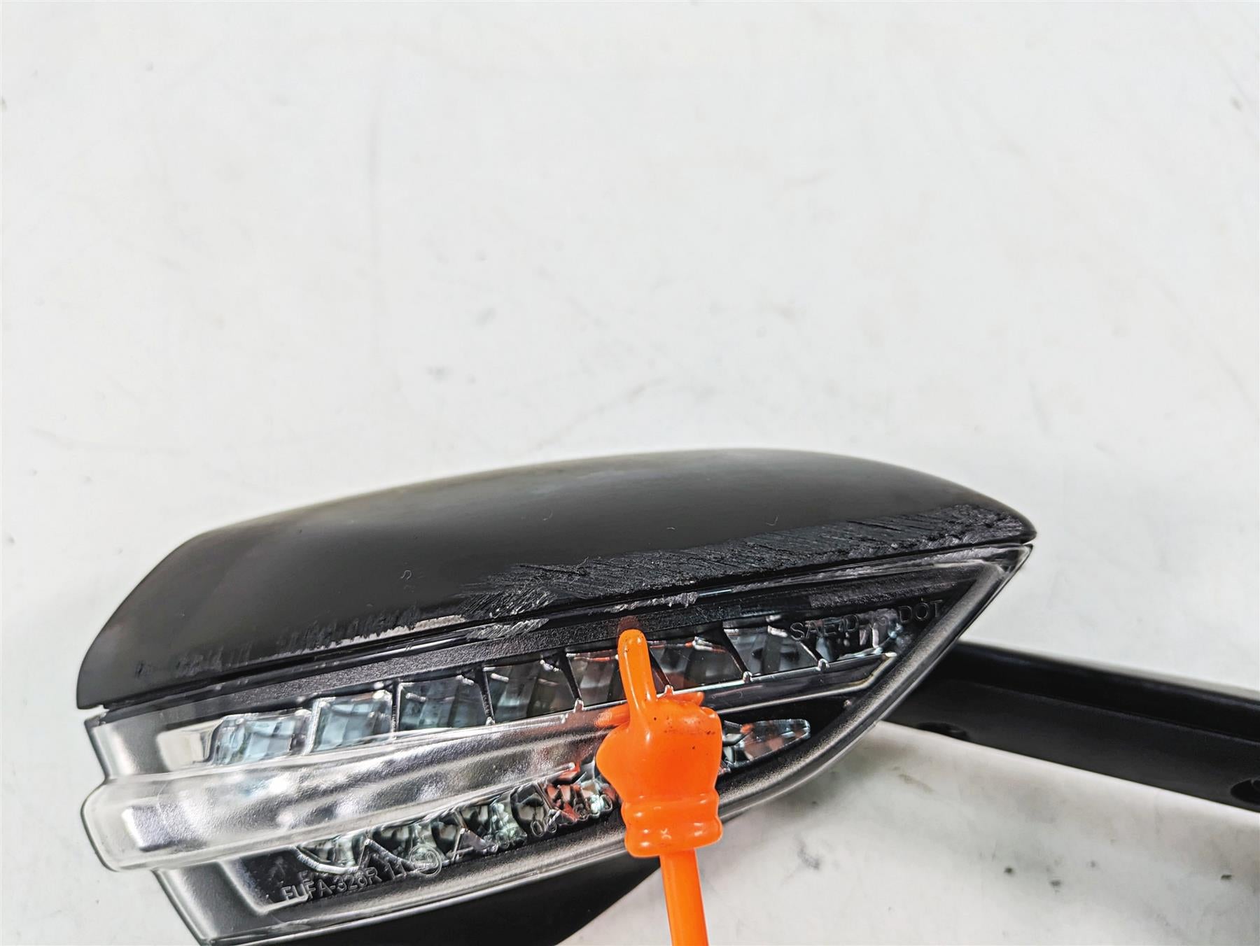 2021 Aprilia RS660 Right Rear View Mirror Blinker Set - Read 2B005798 {{ shop.shopifyCountryName }} - Mototech271