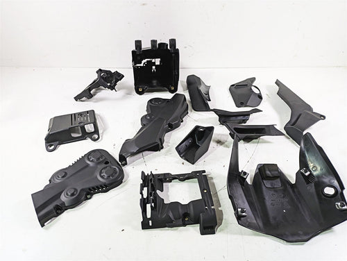 2017 Ducati Monster 1200 S Frame Engine Timing Cover Infill Cover Set 4601E212B | Mototech271