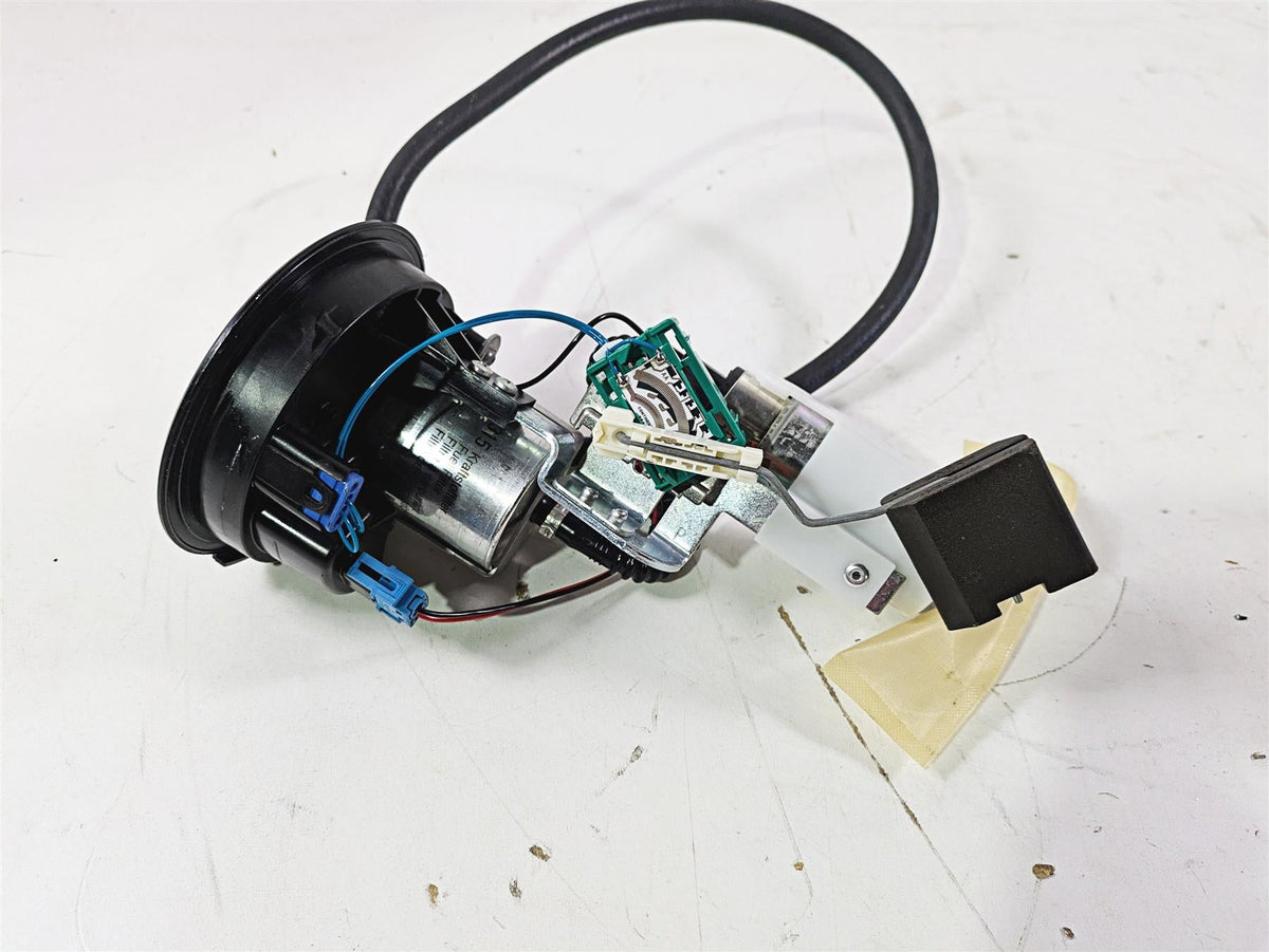 2016 BMW F800R K73 Fuel Gas Petrol Pump 9K 8550968 16148556078 {{ shop.shopifyCountryName }} - Mototech271