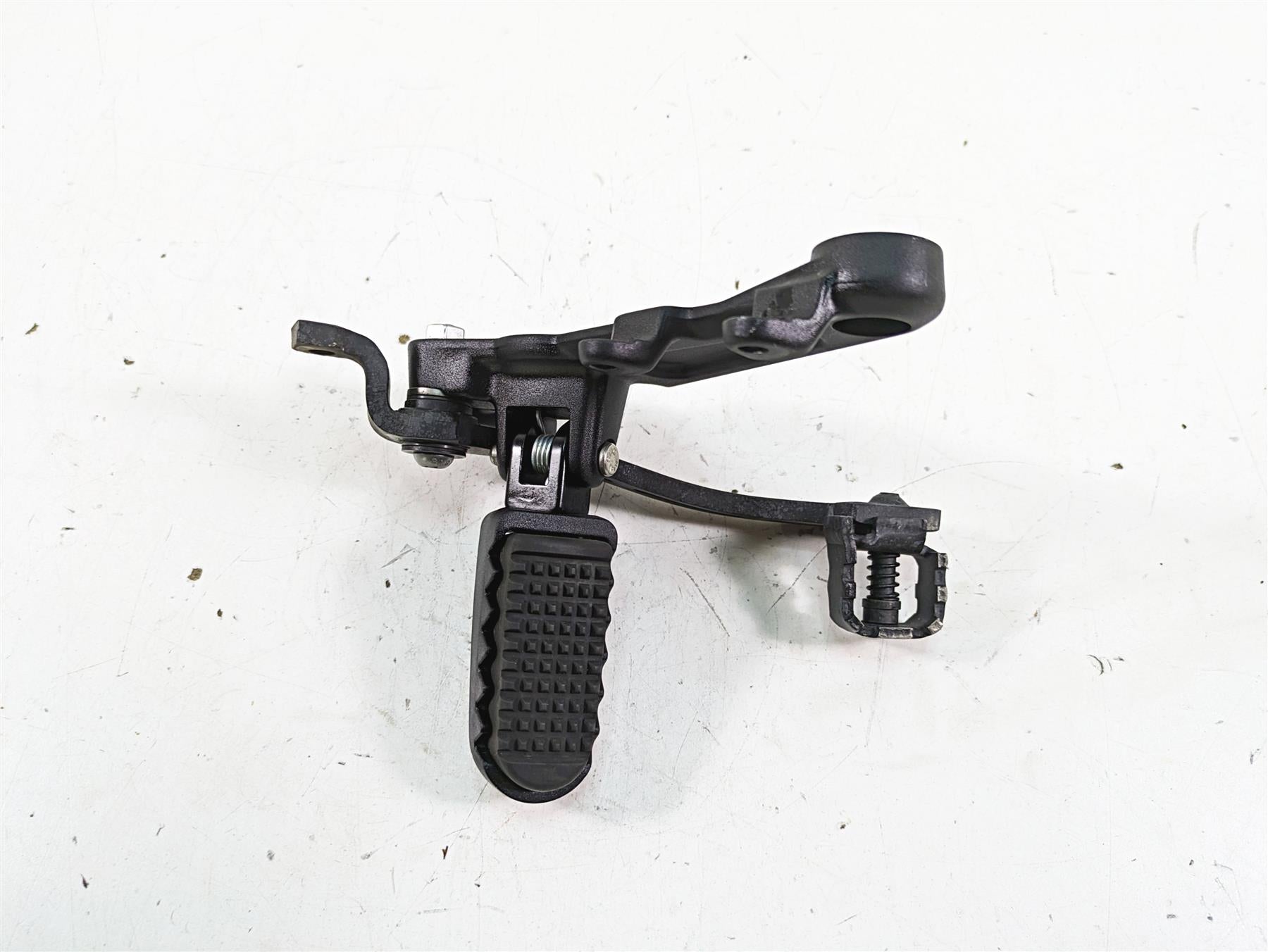 2022 Harley RA1250 S Pan America Right Rider Footpeg & Brake Pedal 50501785 {{ shop.shopifyCountryName }} - Mototech271