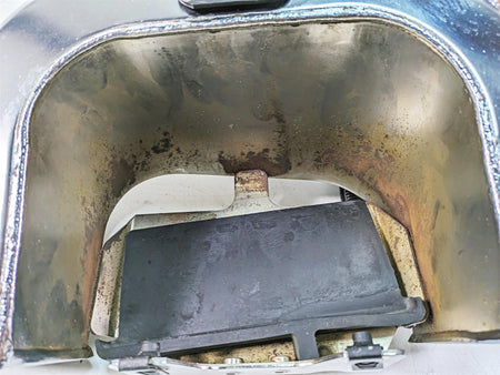 2006 Harley Softail FXSTSI Springer Chrome Oil Tank Reservoir 62498-00A {{ shop.shopifyCountryName }} - Mototech271