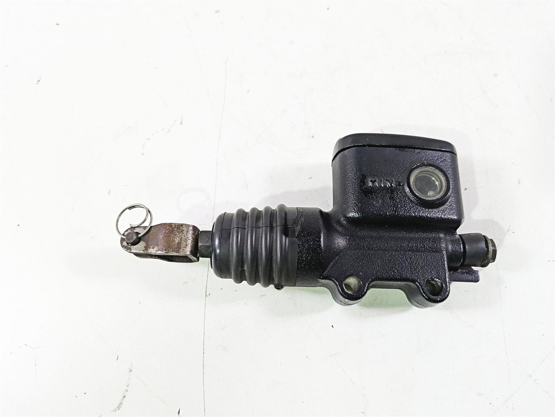 2018 Harley Softail FXFBS Fat Bob Rear Brake Master Cylinder 5/8" 41700460 {{ shop.shopifyCountryName }} - Mototech271