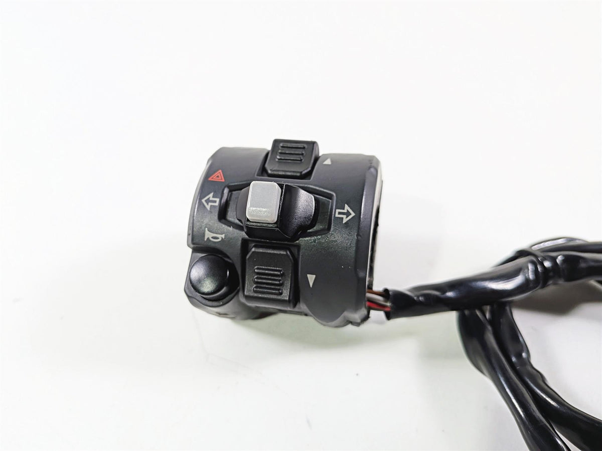 2017 Ducati 959 Panigale Left Hand Turn Signal Control Switch -Read 65110132A-Mototech271
