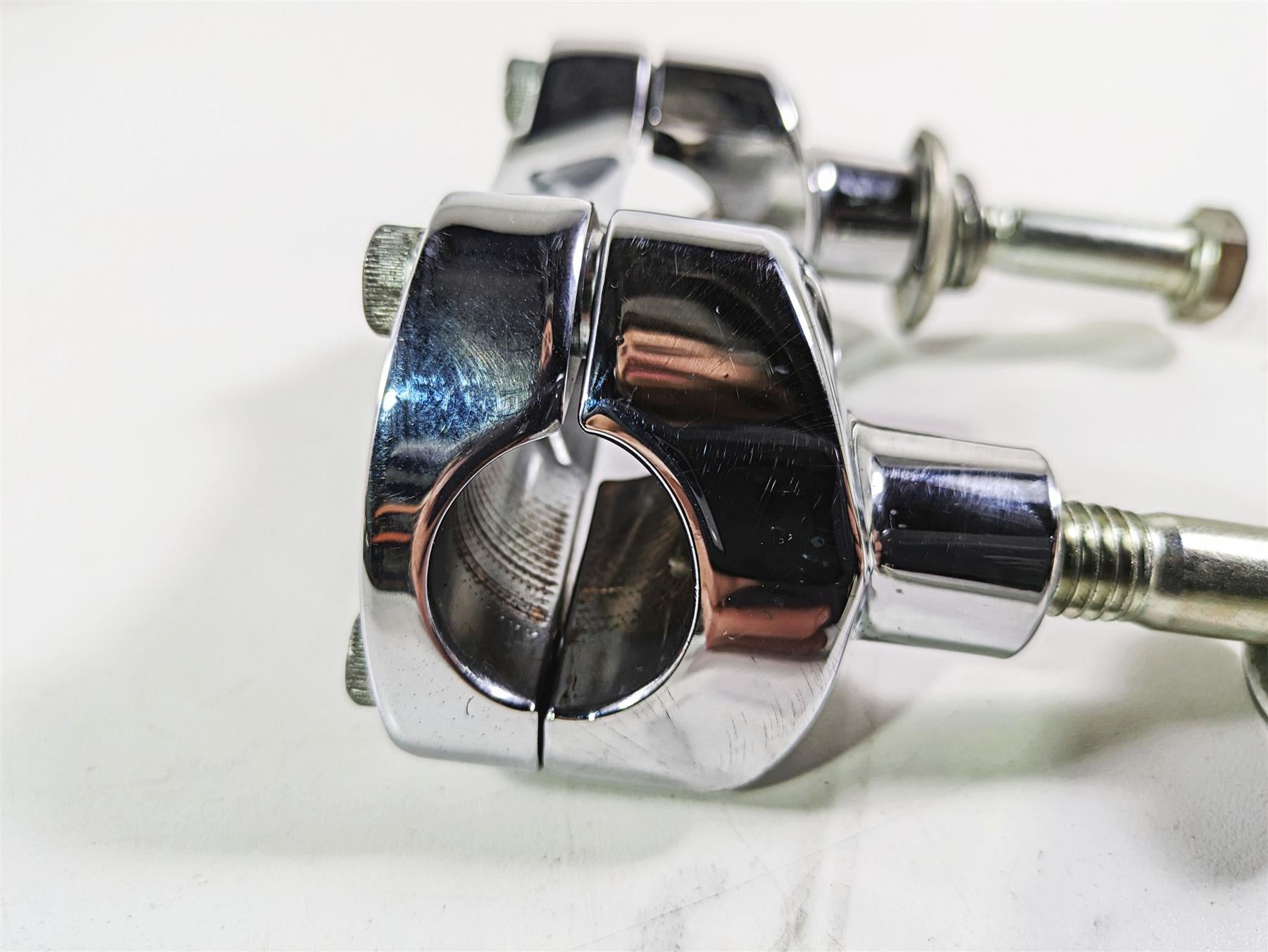 2008 Harley FLSTC Softail Heritage Handlebar Riser Holder Set 56567-86B {{ shop.shopifyCountryName }} - Mototech271