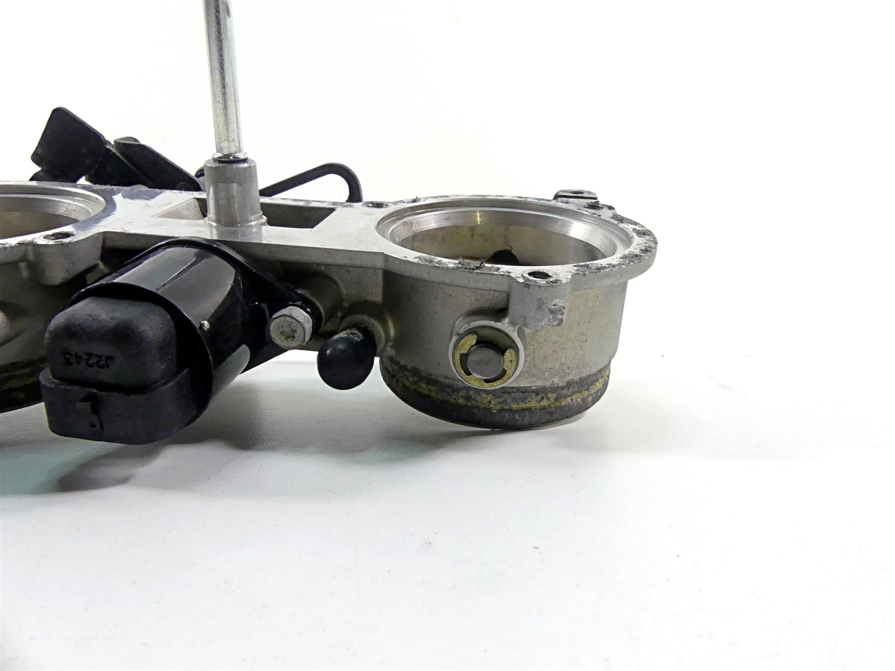 2014 Harley VRSCF Muscle V-Rod Throttle Body Fuel Injection Injects 27657-01 {{ shop.shopifyCountryName }} - Mototech271