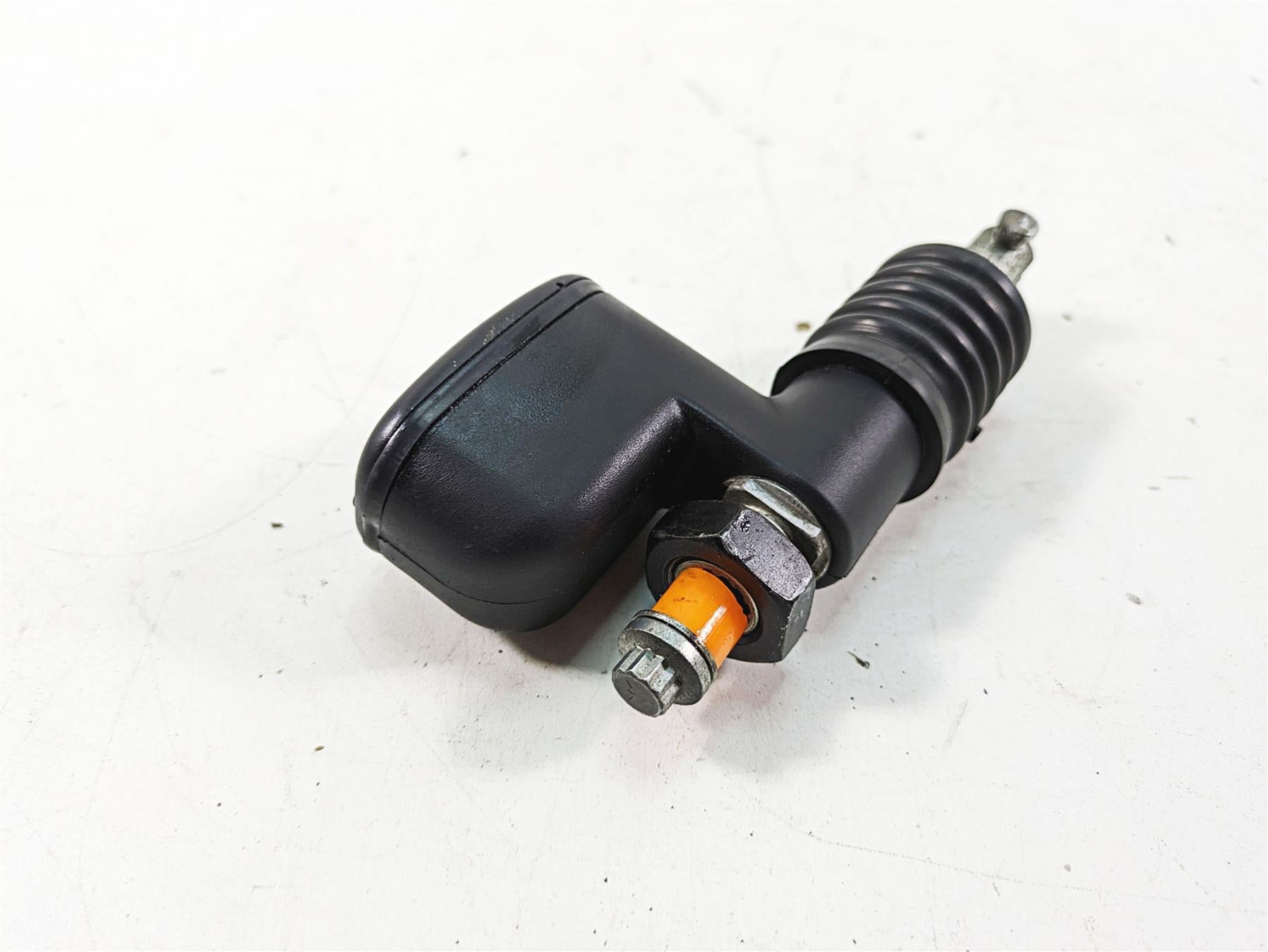 2013 Harley Softail FLSTC Heritage Classic Rear Brake Master Cylinder 41767-05E {{ shop.shopifyCountryName }} - Mototech271