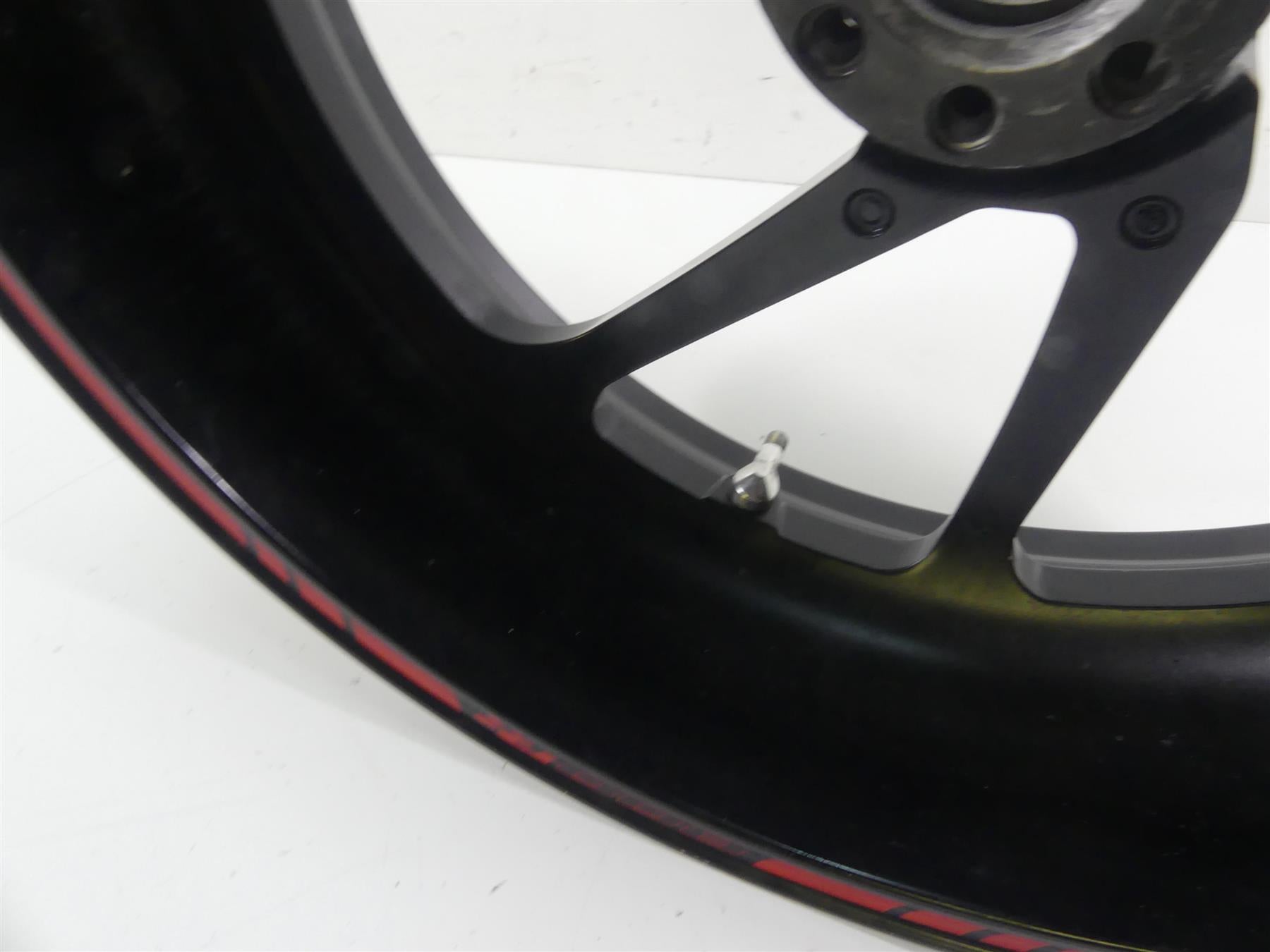 2018 Mv Agusta Brutale 800 RR Straight Rear 17x5.5 Wheel Rim 8000C4430 {{ shop.shopifyCountryName }} - Mototech271
