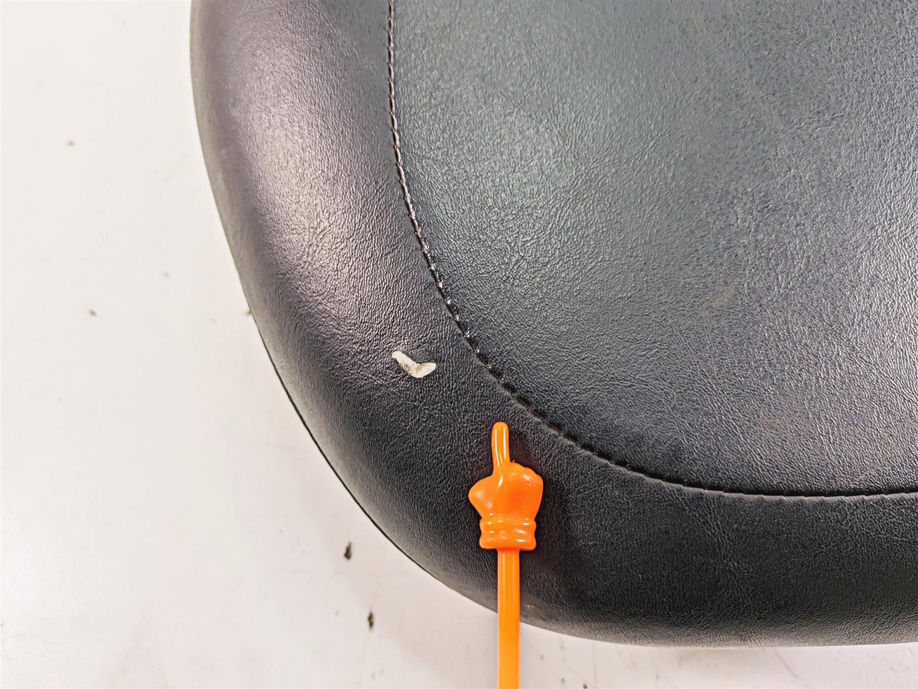 2014 Harley Touring FLHTK Electra Glide Duo Rider Seat Saddle Low -Read 52000033 {{ shop.shopifyCountryName }} - Mototech271