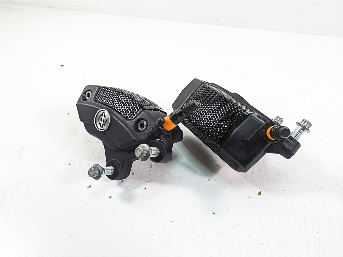 2013 Harley Touring FLHX Street Glide Nice Front Brake Caliper Set 43027-08 {{ shop.shopifyCountryName }} - Mototech271