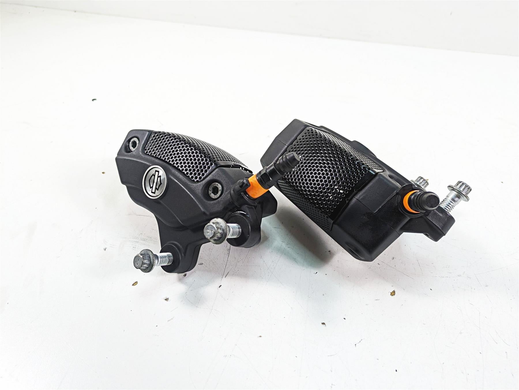 2013 Harley Touring FLHX Street Glide Nice Front Brake Caliper Set 43027-08 {{ shop.shopifyCountryName }} - Mototech271