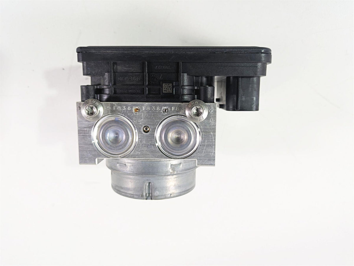 2016 BMW R1200RT K52 Abs Brake Pump Pressure Module 34519444398 {{ shop.shopifyCountryName }} - Mototech271