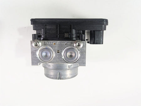 2016 BMW R1200RT K52 Abs Brake Pump Pressure Module 34519444398 {{ shop.shopifyCountryName }} - Mototech271