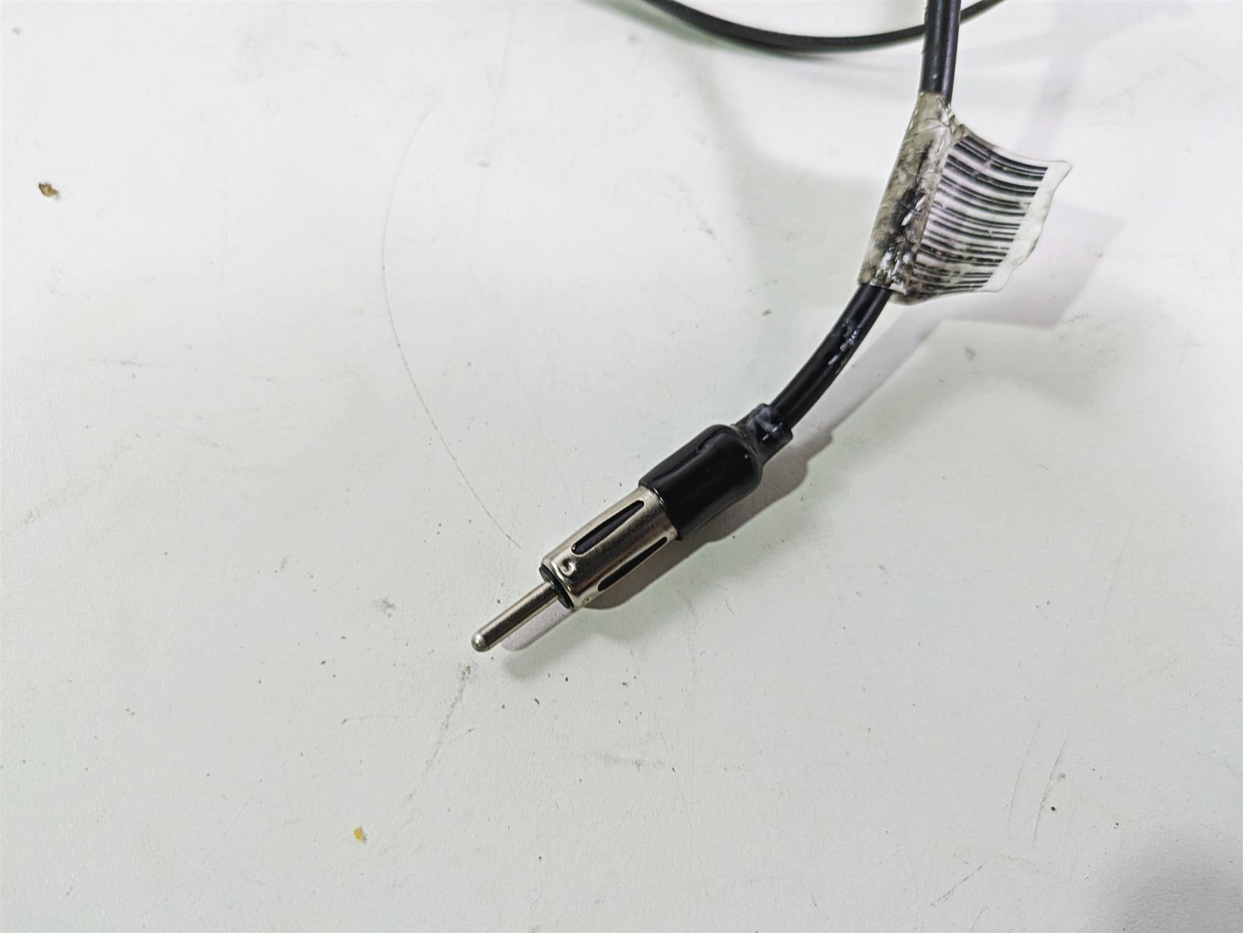 2010 Harley Touring FLHX Street Glide Audio Hidden Antenna 76000863 {{ shop.shopifyCountryName }} - Mototech271