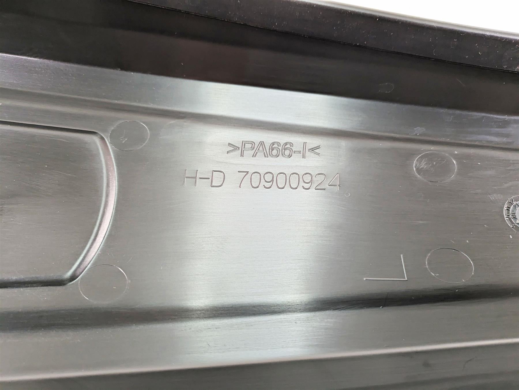 2022 Harley RA1250 S Pan America Upper Center Fuel Tank Dash Cover 70900924 {{ shop.shopifyCountryName }} - Mototech271