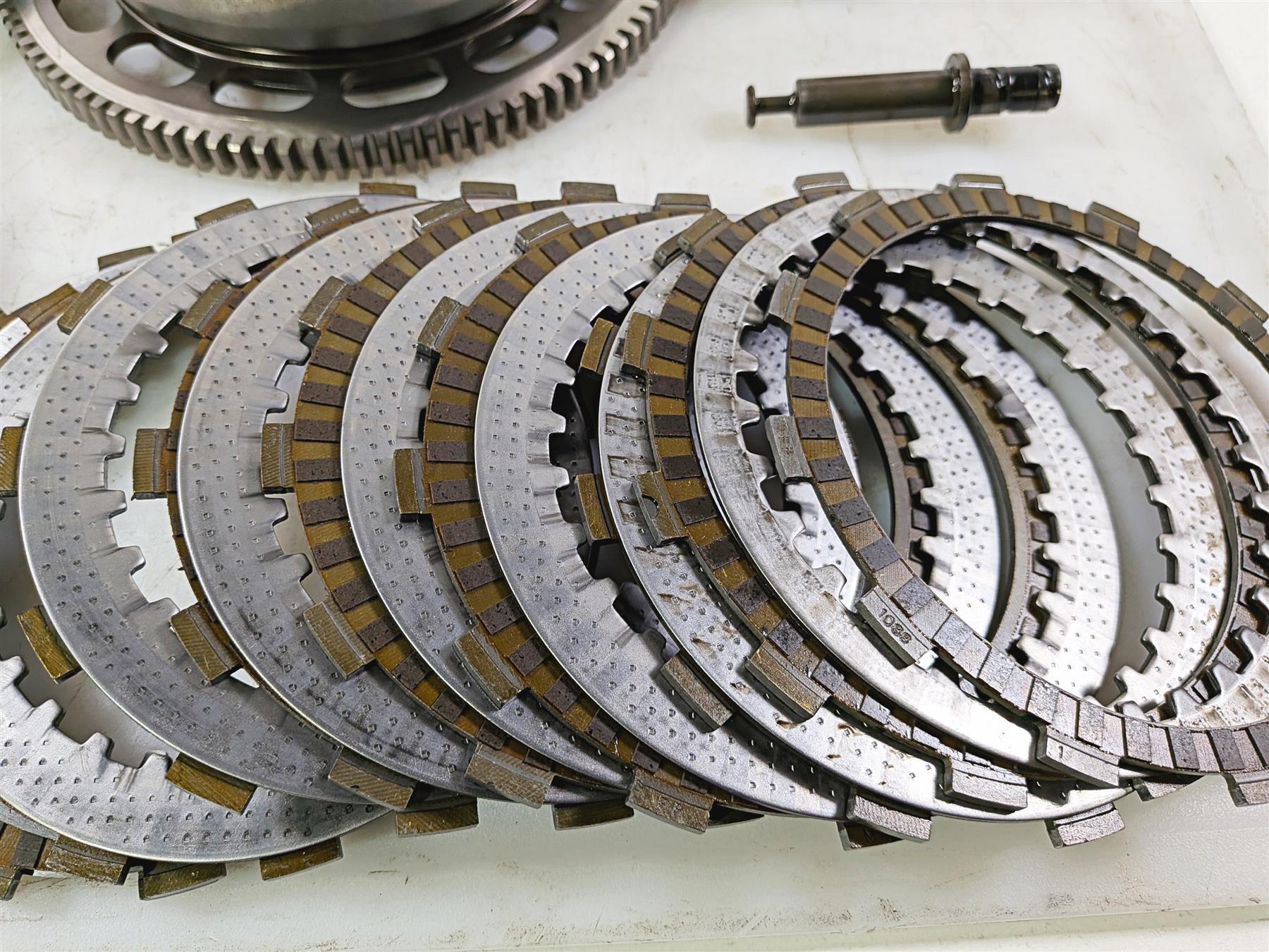 2019 Triumph Speed Triple RS 1050 Clutch Basket Friction Disc Set T1176550 {{ shop.shopifyCountryName }} - Mototech271