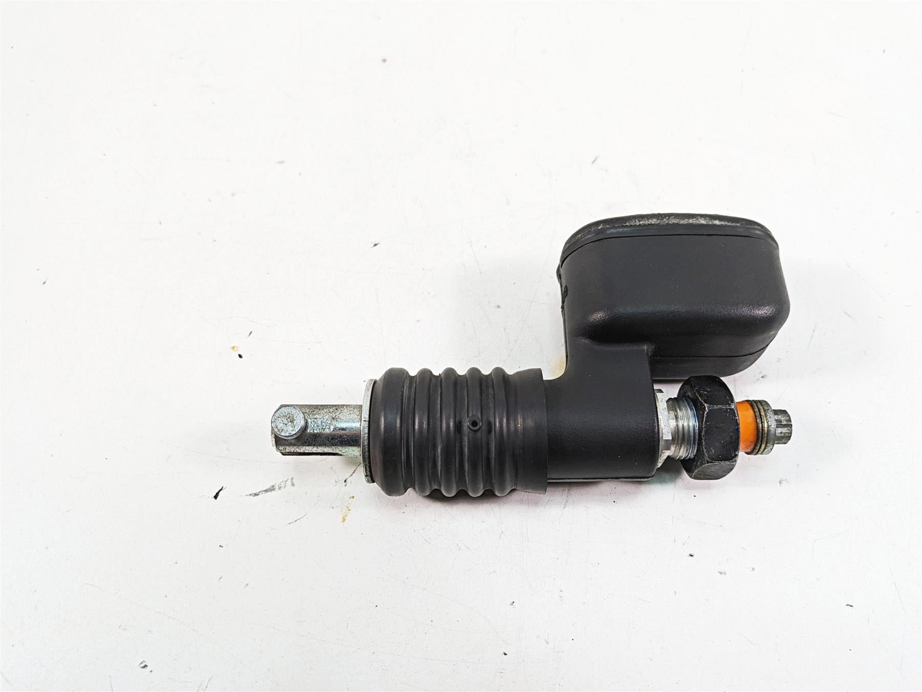2009 Harley Softail FLSTSB Cross Bones Rear Brake Master Cylinder 41767-05E {{ shop.shopifyCountryName }} - Mototech271