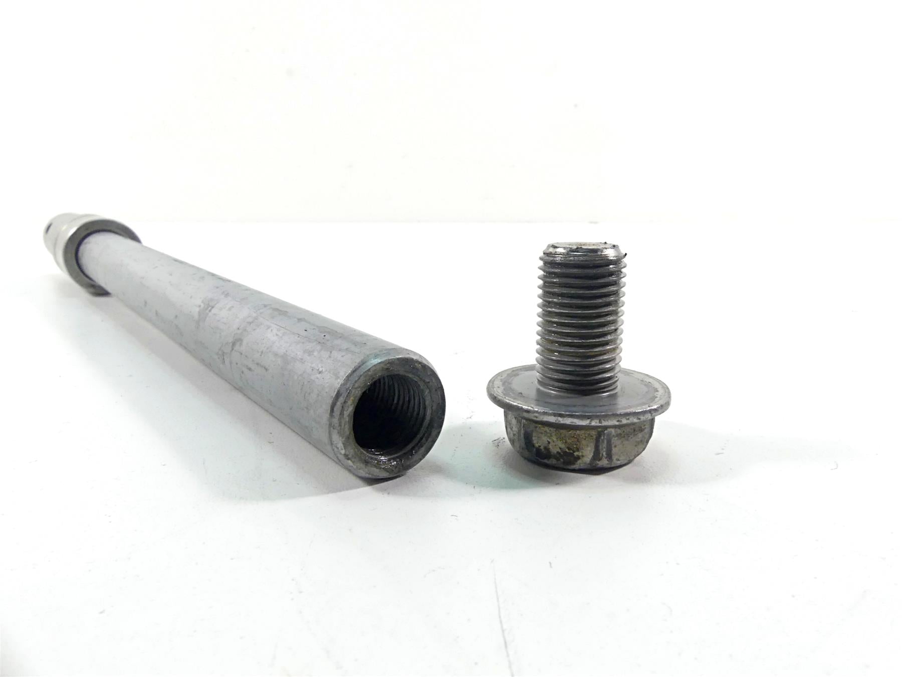 2007 Honda VTX1800 T2 Straight Front Wheel Spindle Axle 44301-MCH-A00 {{ shop.shopifyCountryName }} - Mototech271