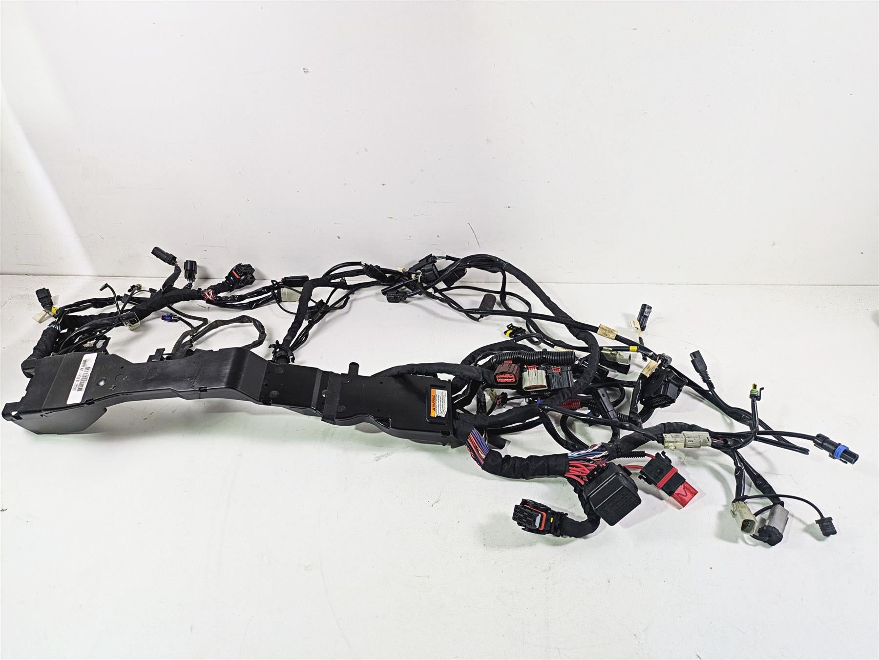 2015 Harley Touring FLHTKL Electra Glide Main Wiring Harness Loom Abs 69200118