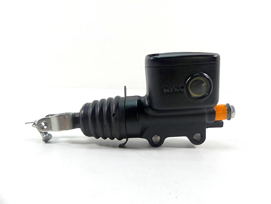 2020 Harley Softail FXST Standard Rear Brake Master Cylinder 5/8" 41700460 {{ shop.shopifyCountryName }} - Mototech271