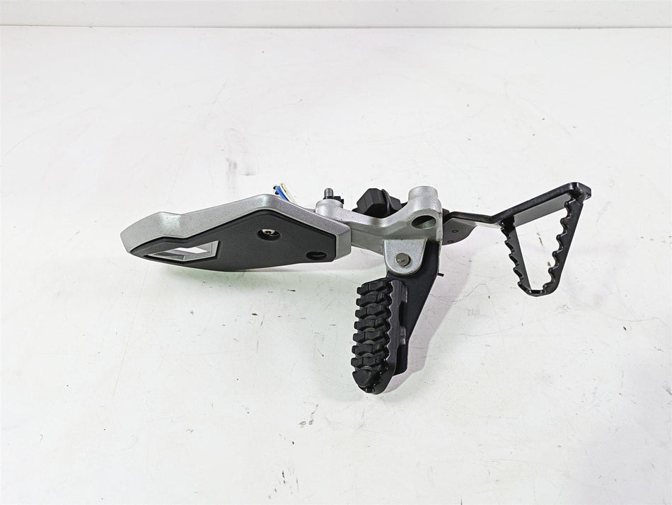 2013 Triumph Tiger 1215 Explorer Right Front Footpeg & Brake Pedal T2080788 {{ shop.shopifyCountryName }} - Mototech271