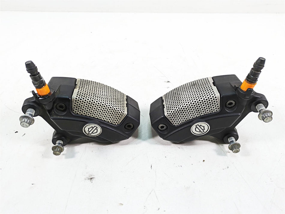 2019 Harley Touring FLHX Street Glide Front Brake Caliper Set 43027-08 44023-08 {{ shop.shopifyCountryName }} - Mototech271