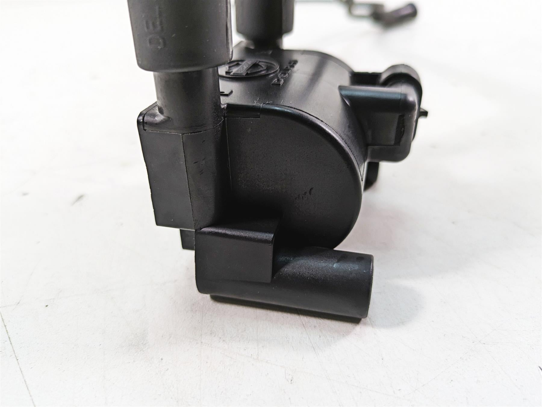 2015 Harley Touring FLHXS Street Glide Ignition Coil Wires & Plugs 31696-07A {{ shop.shopifyCountryName }} - Mototech271