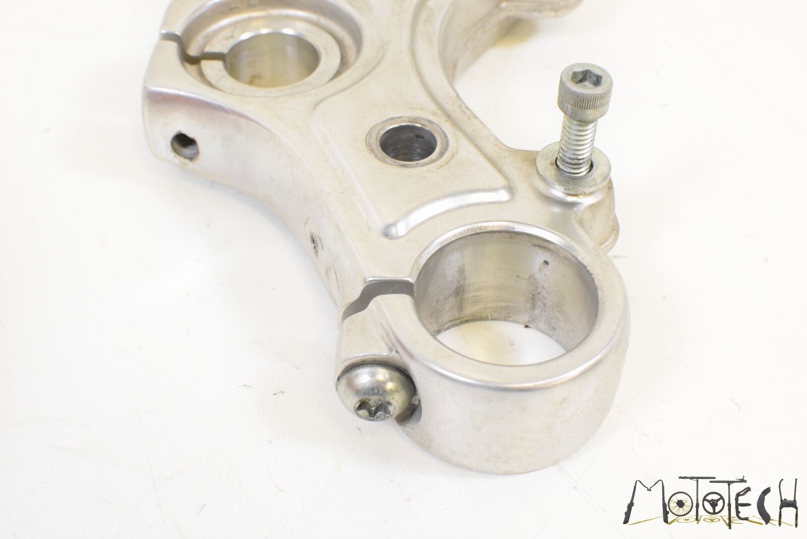 2008 Harley Sportster XL1200 LOW Upper Triple Tree Steering Clamp 45966-04 {{ shop.shopifyCountryName }} - Mototech271