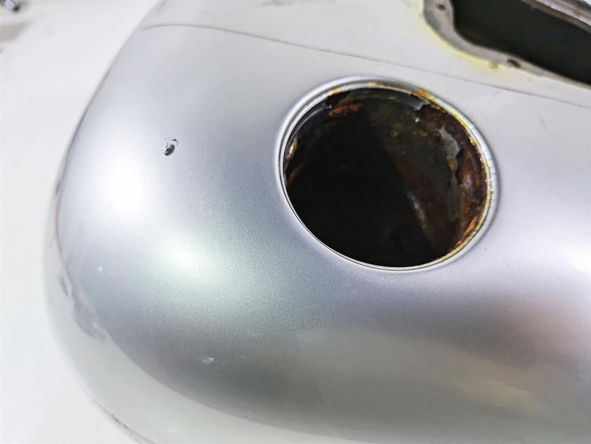 2003 Harley Softail FXSTDI Deuce 100th Fuel Gas Petrol Tank - Read 62082-00D {{ shop.shopifyCountryName }} - Mototech271