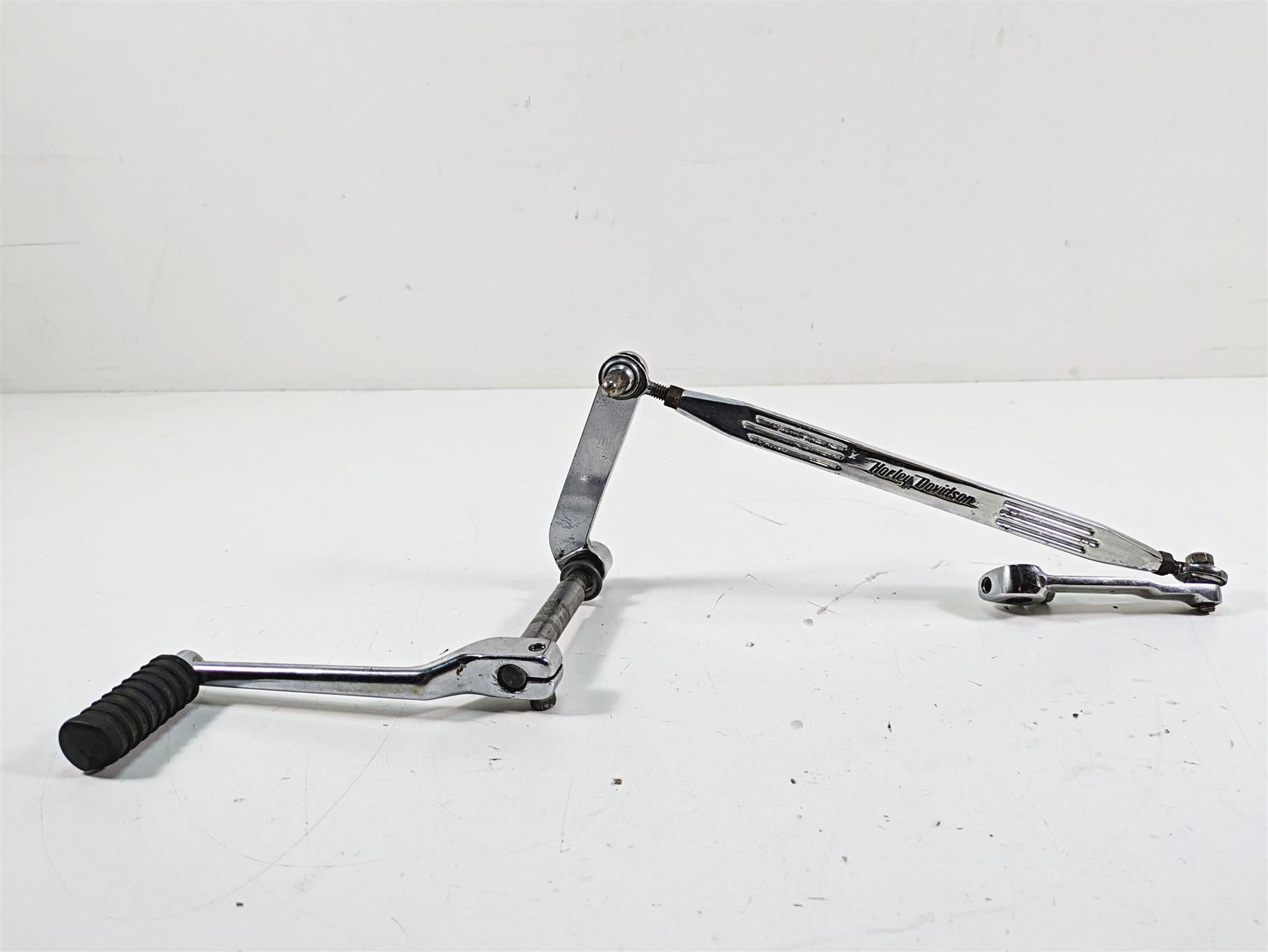 2005 Harley Touring FLHTCUI Electra Glide Shift Lever & Custom Linkage 33895-82E {{ shop.shopifyCountryName }} - Mototech271