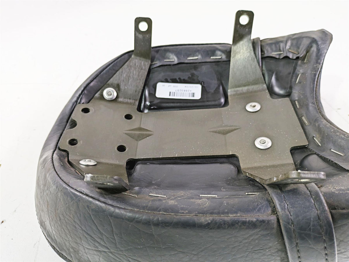 2004 Victory Kingpin Rear Passenger Pillion Seat Saddle + Mount 2683257 {{ shop.shopifyCountryName }} - Mototech271