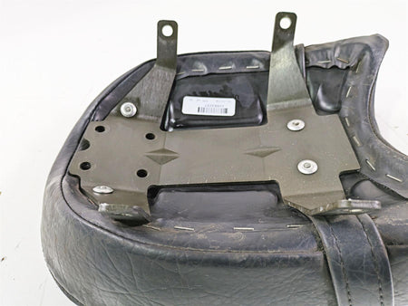 2004 Victory Kingpin Rear Passenger Pillion Seat Saddle + Mount 2683257 {{ shop.shopifyCountryName }} - Mototech271