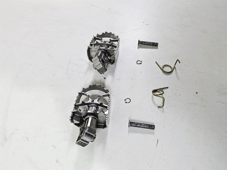 2016 Moto Guzzi Stelvio 1200 8V NTX Pivot Pegz Mk3 Front Foot Peg Set PP-33MK3 {{ shop.shopifyCountryName }} - Mototech271