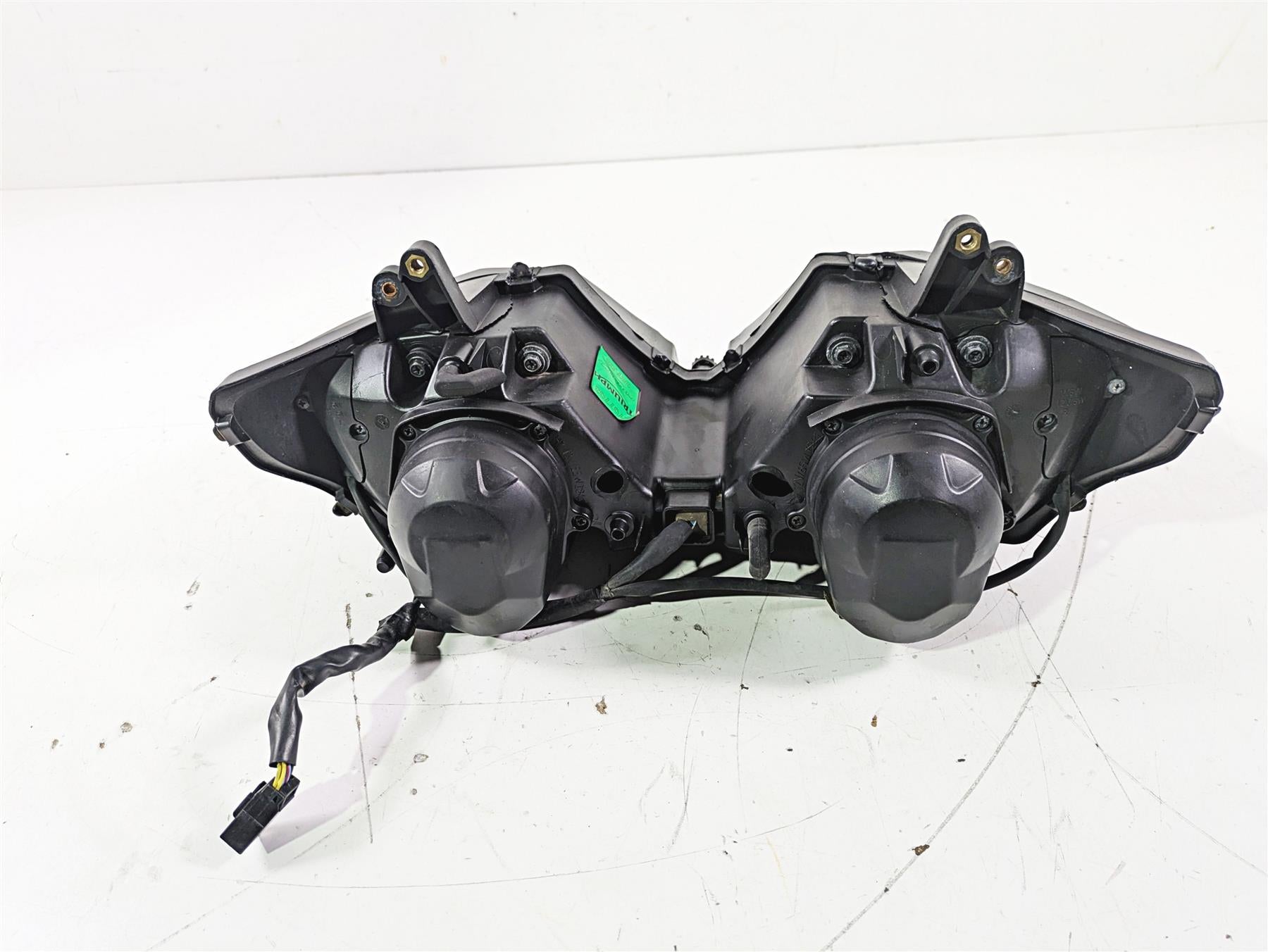 2012 Triumph Daytona 675 Headlight Head Light Lamp Lens - For Parts T2707703 {{ shop.shopifyCountryName }} - Mototech271
