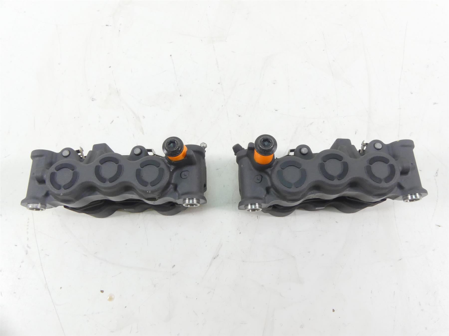 2013 Yamaha VMX17 V-Max 1700 Front Brake Caliper Set 4C8-2580T-10-00 {{ shop.shopifyCountryName }} - Mototech271