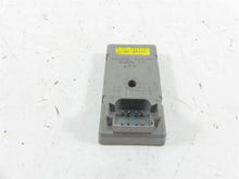 Load image into Gallery viewer, 1998 Harley Dyna FXDL Low Rider Tsm Turn Signal Flasher Module 68540-96
