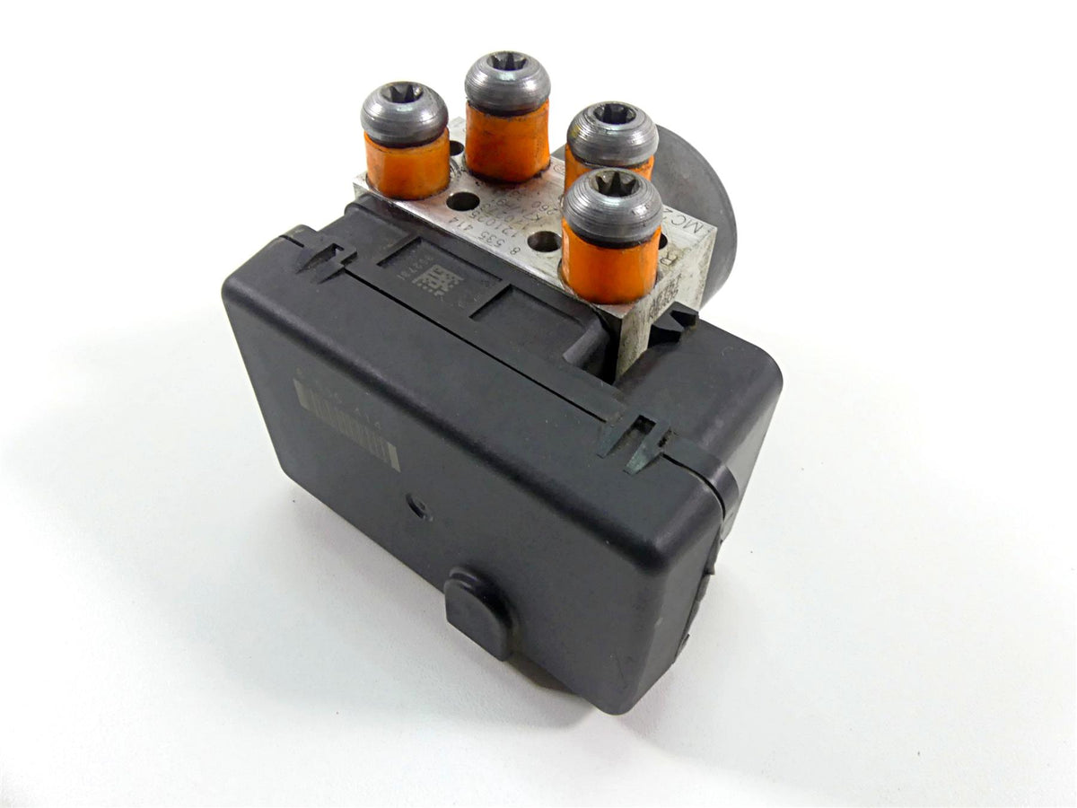 2013 BMW F800GS STD K72 Abs Brake Pump Unit Module 34518546851 {{ shop.shopifyCountryName }} - Mototech271