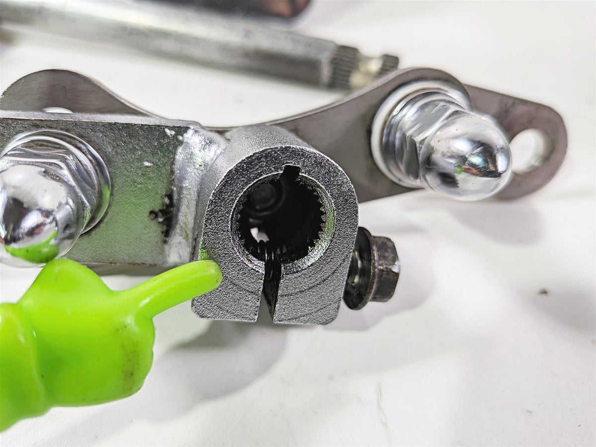 1997 Honda GL1500 CA Valkyrie Front Foot Peg Rest Shifter Set 50625-MZ0-000-Mototech271