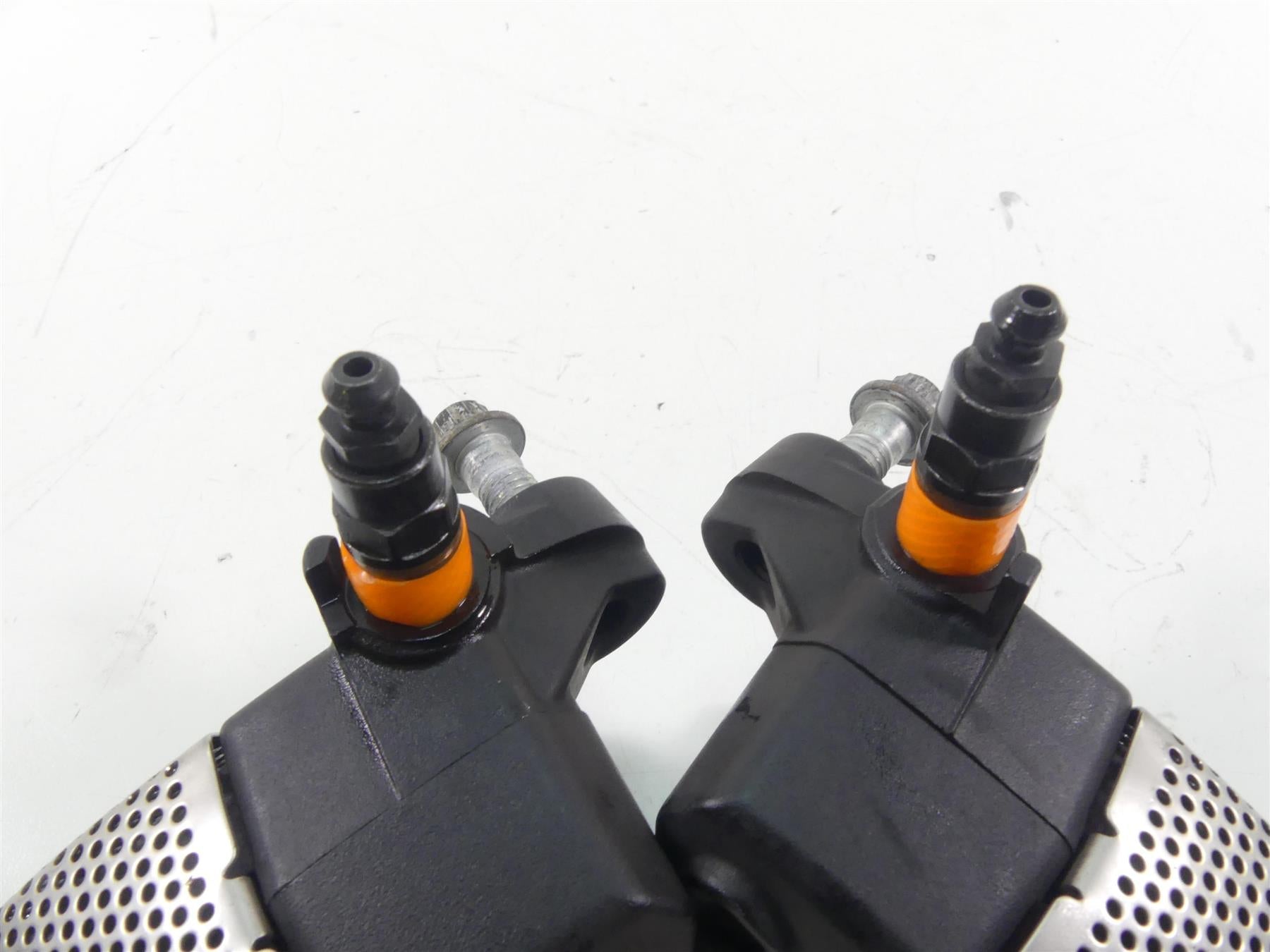 2011 Harley VRSCF Muscle Rod Front Brake Caliper + Lines Set 44732-08 44731-08 {{ shop.shopifyCountryName }} - Mototech271