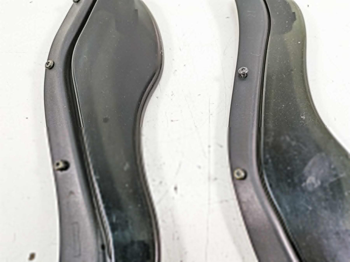 2008 Harley FLHTCU Electra Glide Front Fairing Side Wind Deflector Read 58128-08 {{ shop.shopifyCountryName }} - Mototech271
