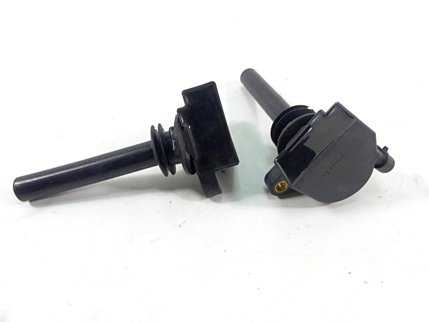 2015 Harley VRSCF Muscle V-Rod Ignition Coils Stick Coil Set 32477-01A {{ shop.shopifyCountryName }} - Mototech271