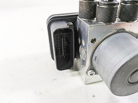 2021 Yamaha Tenere 700 XTZ7 Abs Brake Pump Unit Module BW3-85930-09-00 {{ shop.shopifyCountryName }} - Mototech271