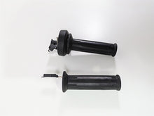 Load image into Gallery viewer, 2019 BMW R1250RT K52 Left Right Heated Cruise Hand Grip Set 61318552124 | Mototech271
