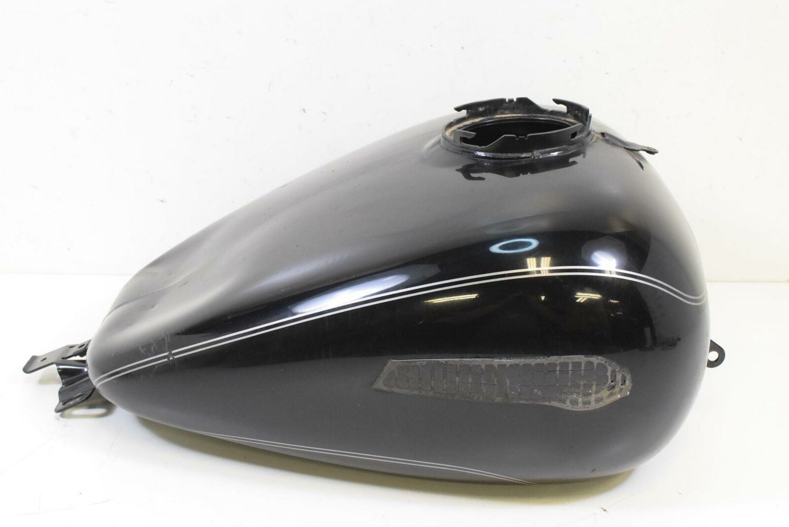 2016 Harley Touring FLHTCU Electra Glide Fuel Gas Petrol Tank - Dented 61356-08 {{ shop.shopifyCountryName }} - Mototech271
