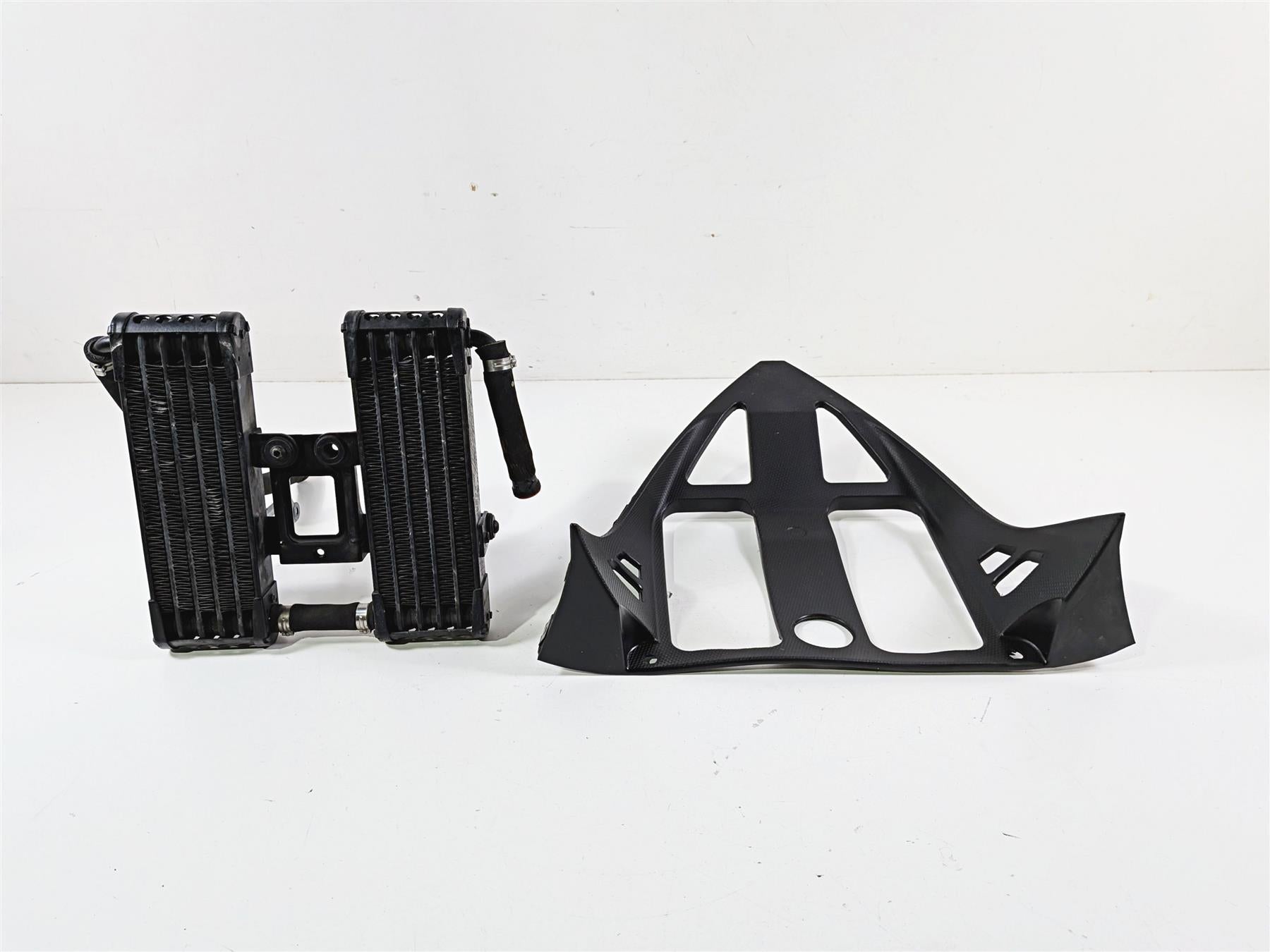 2008 Aprilia RSVR 1000 Factory Oil Cooler & Lines & Cover AP8104341 AP8104452 {{ shop.shopifyCountryName }} - Mototech271