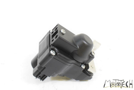 2016 Yamaha R1 YZFR1 S Exhaust Valve Actuator Servo Motor 2CR-85820-00-00 {{ shop.shopifyCountryName }} - Mototech271