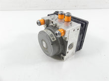 Load image into Gallery viewer, 2019 BMW R1250GS K50 Abs Brake Pump Pressure Unit Module 34519898518 34519444398 | Mototech271
