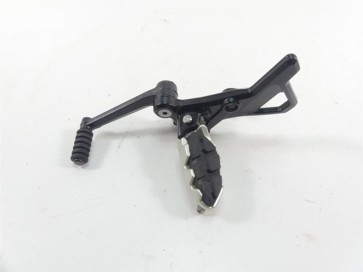 2022 Indian FTR1200 S Left Foot Peg & Shifter Lever Set 1025612 5143343 5143353 {{ shop.shopifyCountryName }} - Mototech271
