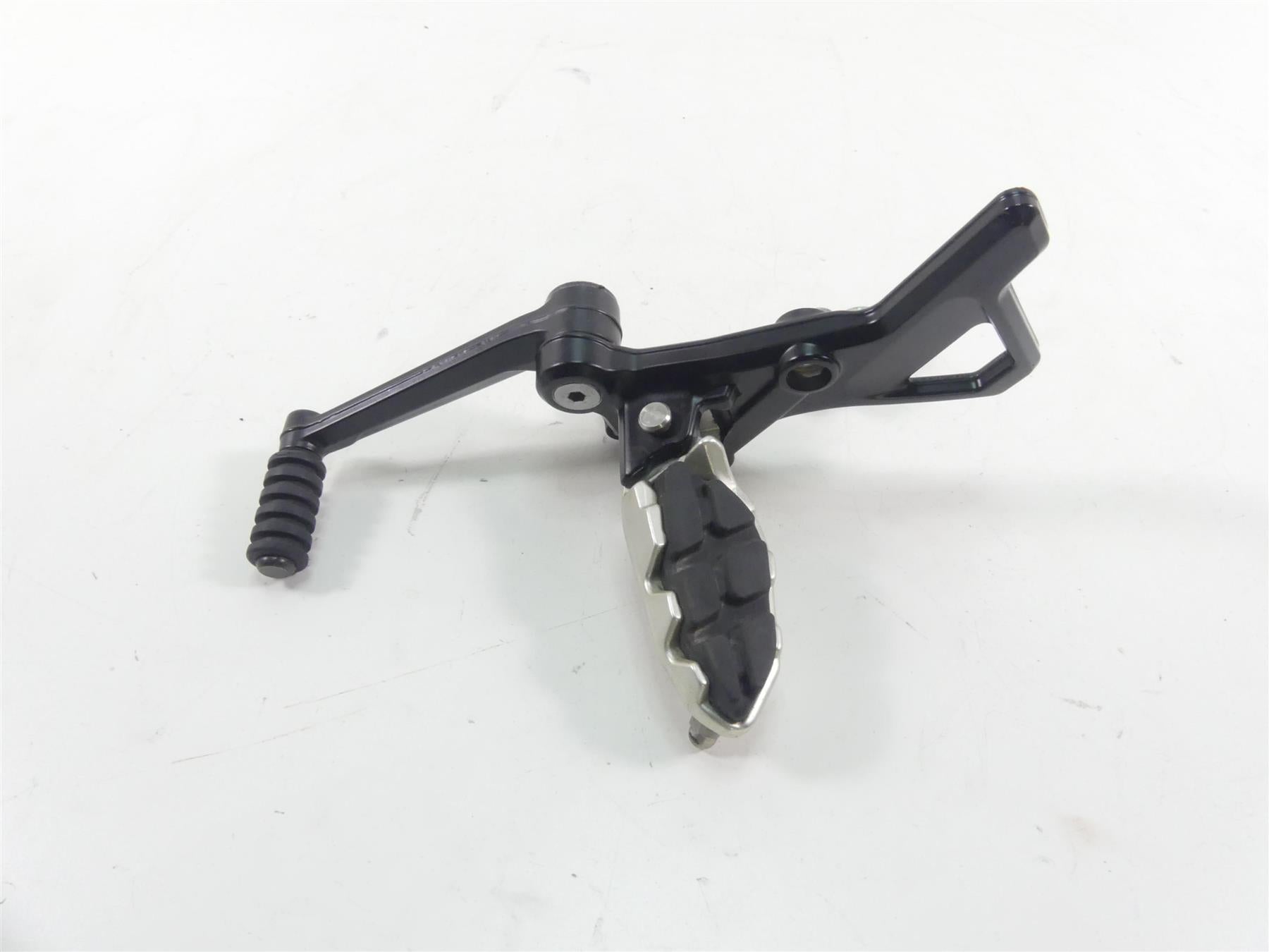 2022 Indian FTR1200 S Left Foot Peg & Shifter Lever Set 1025612 5143343 5143353 {{ shop.shopifyCountryName }} - Mototech271