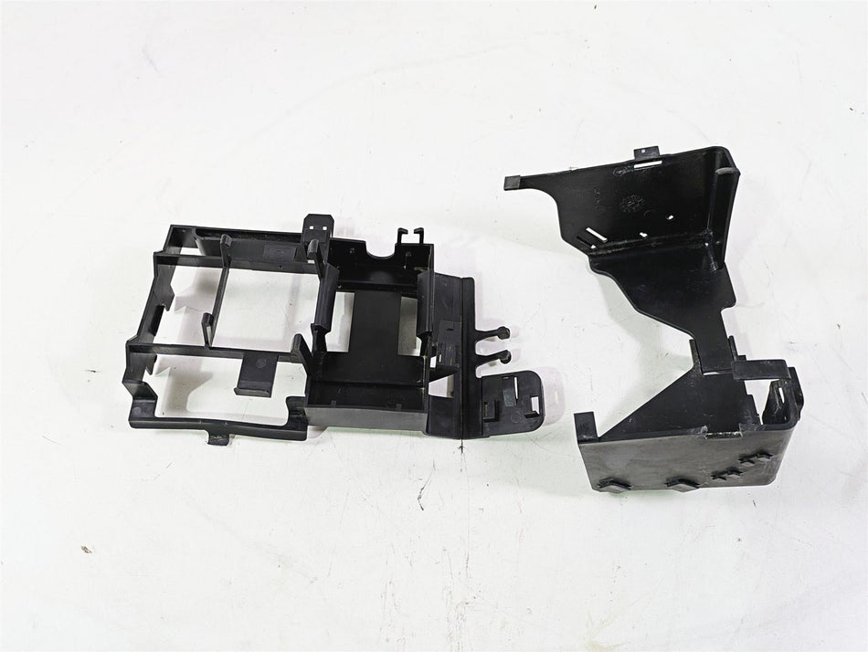 2013 Harley VRSCF Muscle Rod Electric Plastic Battery Holder Set 70473-07 {{ shop.shopifyCountryName }} - Mototech271